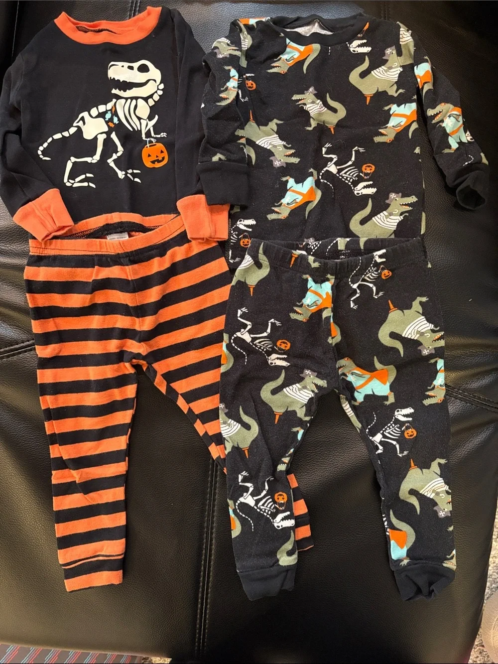 Carter’s 18M Halloween pajamas